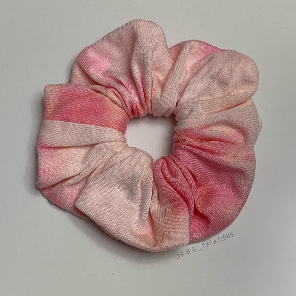 Is the Scrunchie Capucines BB in Bubble Gum Pink considered rare